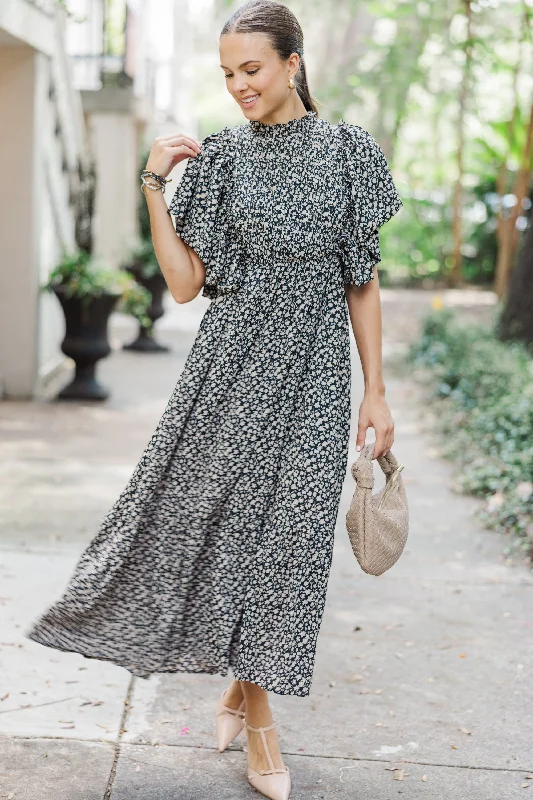 Dresses for summer picnics -All The Good Black Ditsy Floral Ruffled Midi Dress