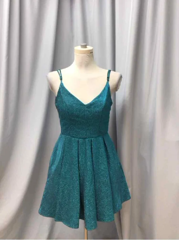 Bridesmaid dresses for weddings -B DARLIN SIZE SMALL Ladies DRESS