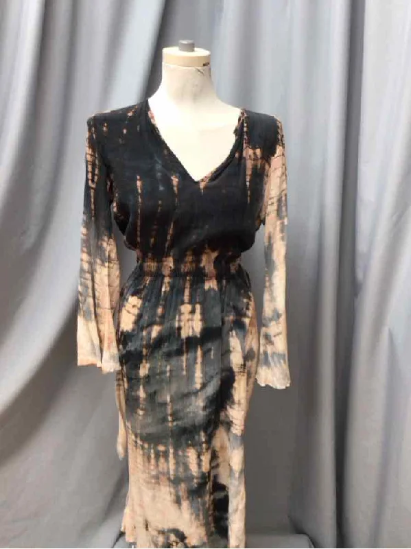 High fashion dresses -BARNEYS SIZE 0 Ladies DRESS