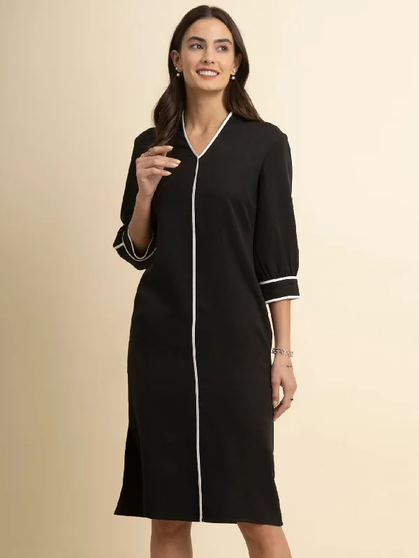 Casual weekend dresses -Colour Block Dress - Black and White