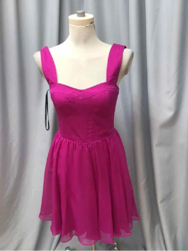 Plus size cocktail dresses -GUESS SIZE 4 Ladies DRESS