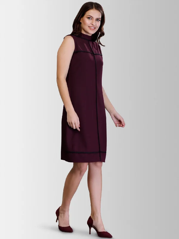 Comfortable dresses for travel -High Neck Piping Detail Shift Dress - Maroon