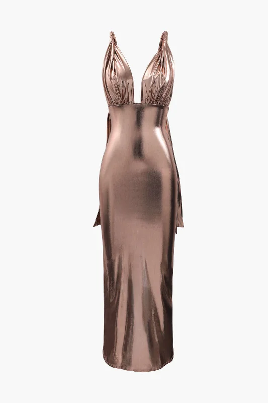 Dresses for elegant family dinners -Metallic Deep V Neck Backless Slit Maxi Dress