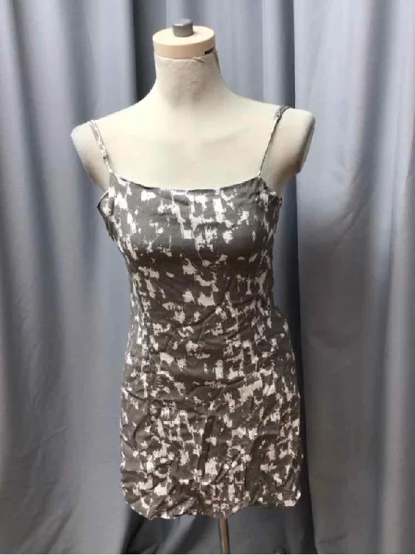 Dresses for family celebrations -NECTAR SIZE SMALL Ladies DRESS