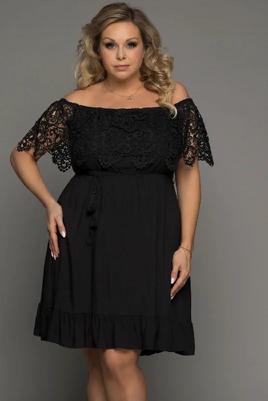 Formal dresses with train -Plus Size Tassel Tie Spliced Lace Off-Shoulder Dress