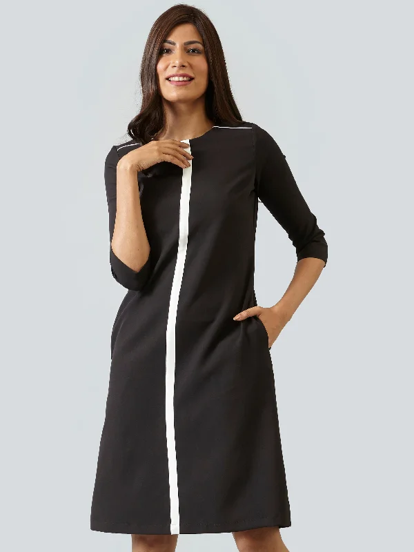 Dress with ruffles on sleeves -Round Neck Colour Block Shift Dress - Black