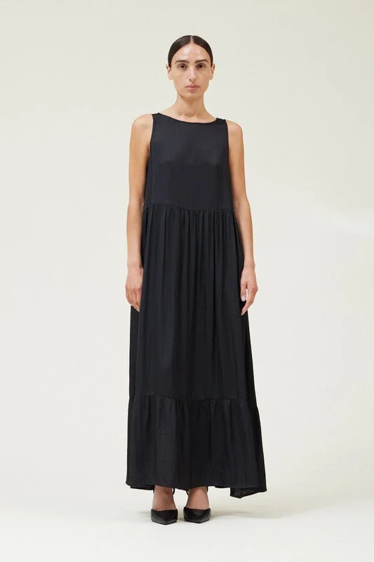 Party dresses for casual occasions -Elara Tiered Maxi Dress