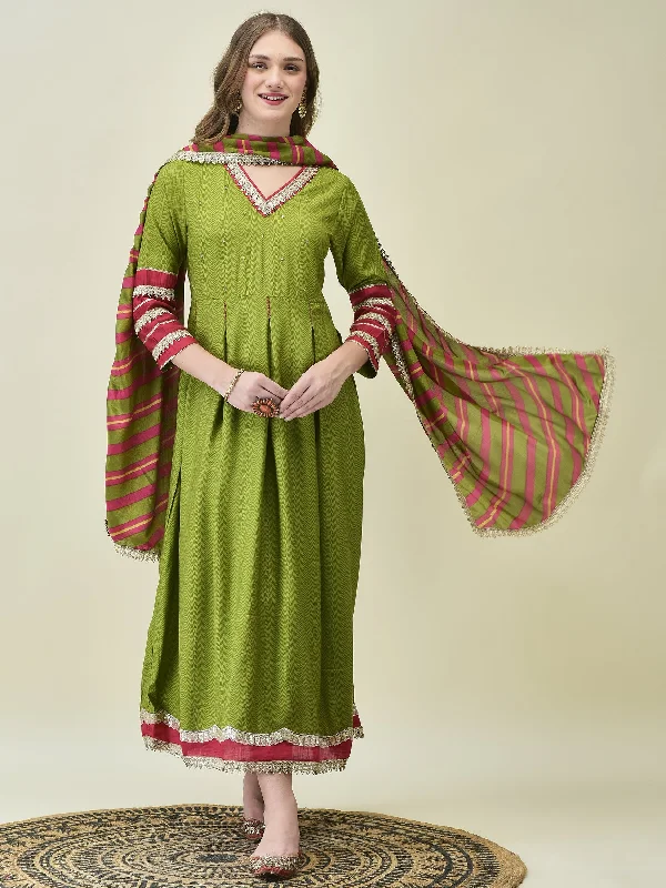 Dresses with floral prints -Women Liva Rayon Green Geometric Print Dress With Dupatta